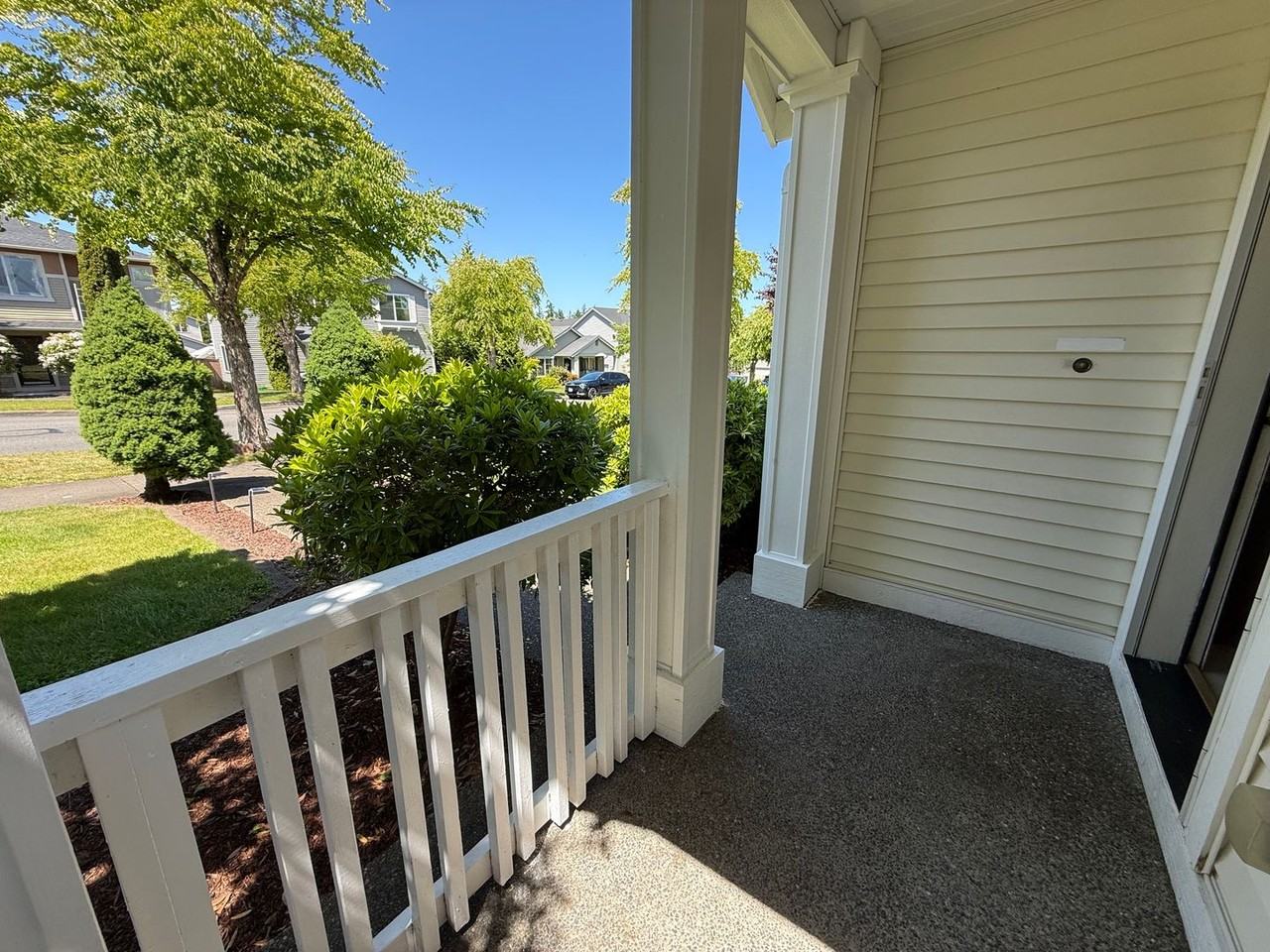 1882 Hoffman Hill Blvd - Photo 4 of 23