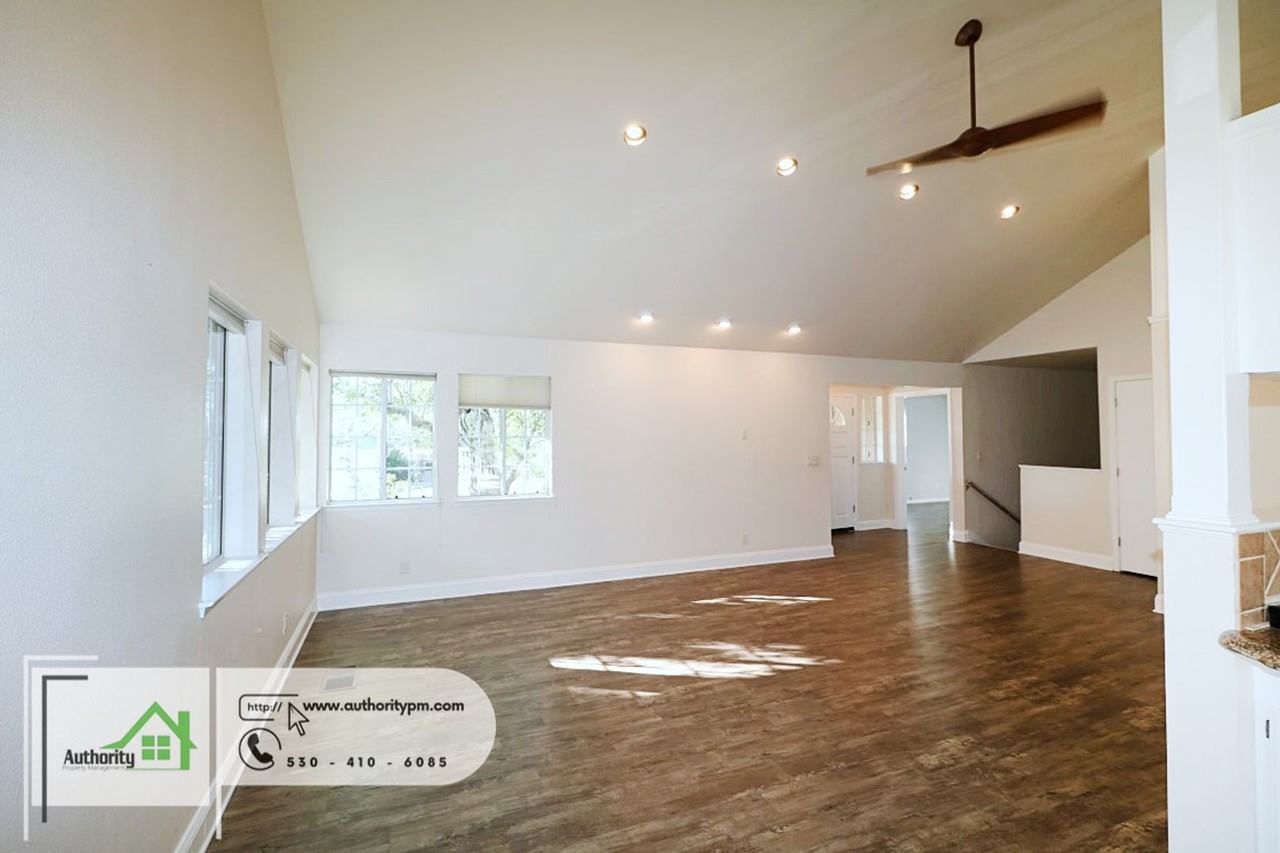 3747 Sunday Ct - Photo 3 of 27