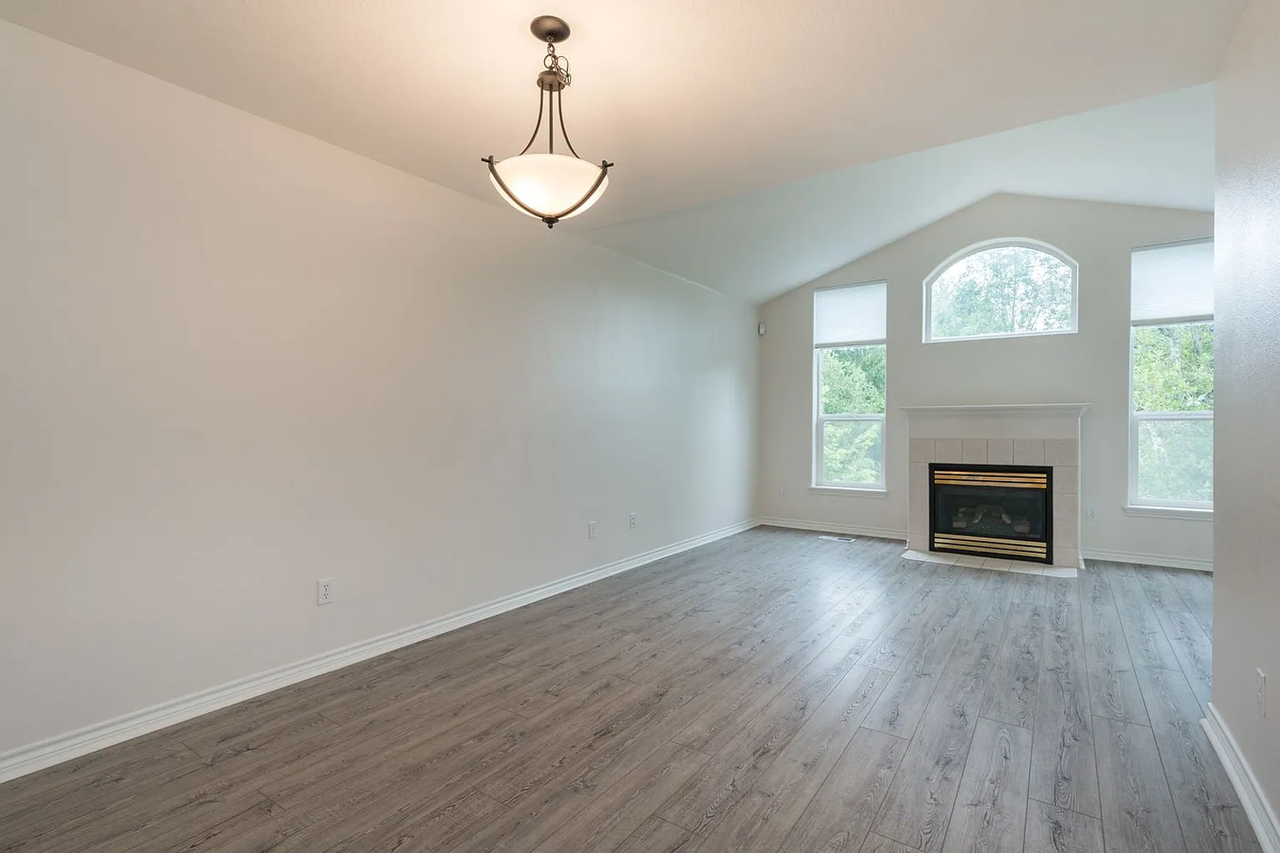 17523 Sw Heatherwood Ln - Photo 3 of 31