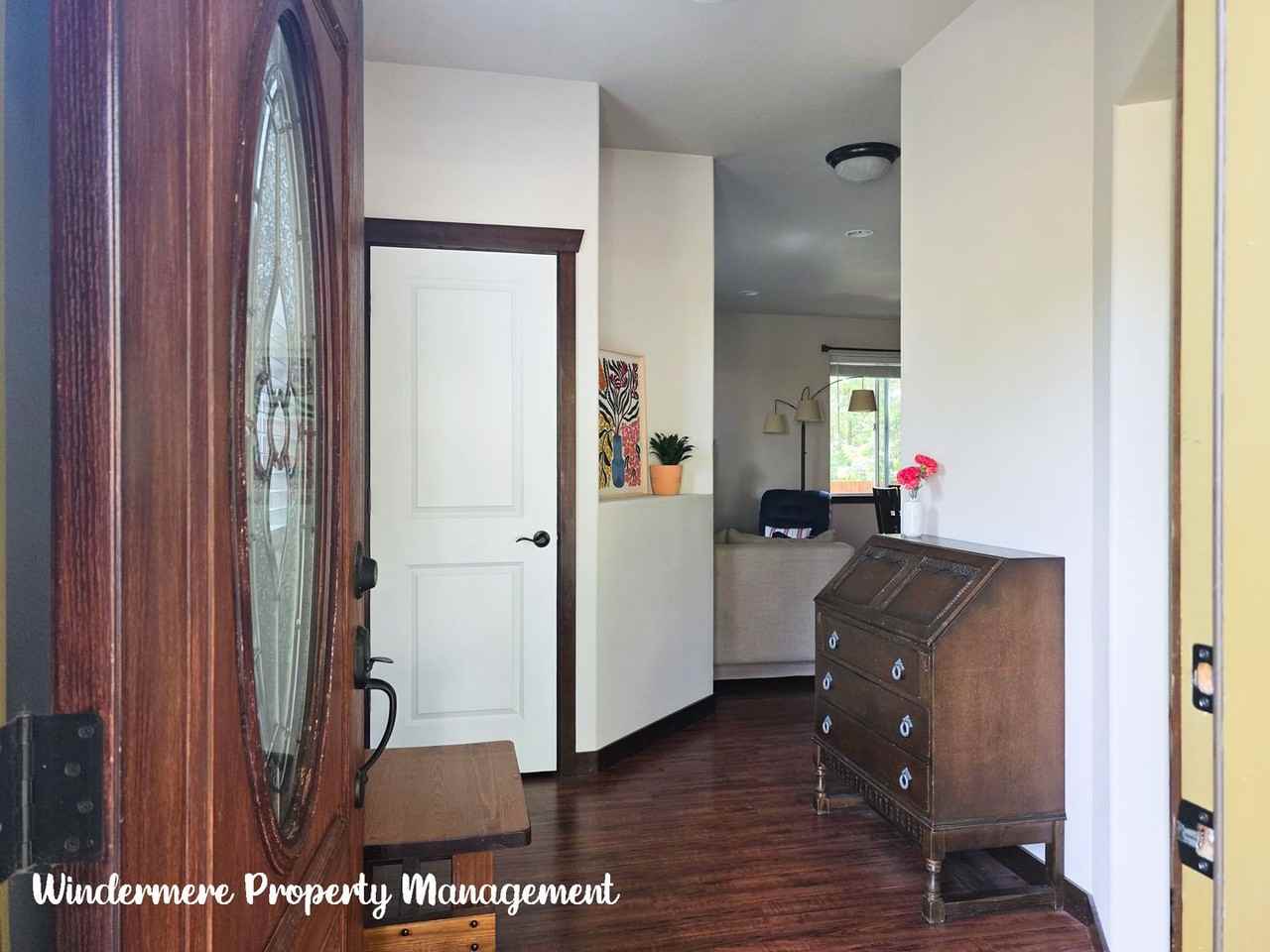 10664 Buccaneer Pl Nw - Photo 3 of 26