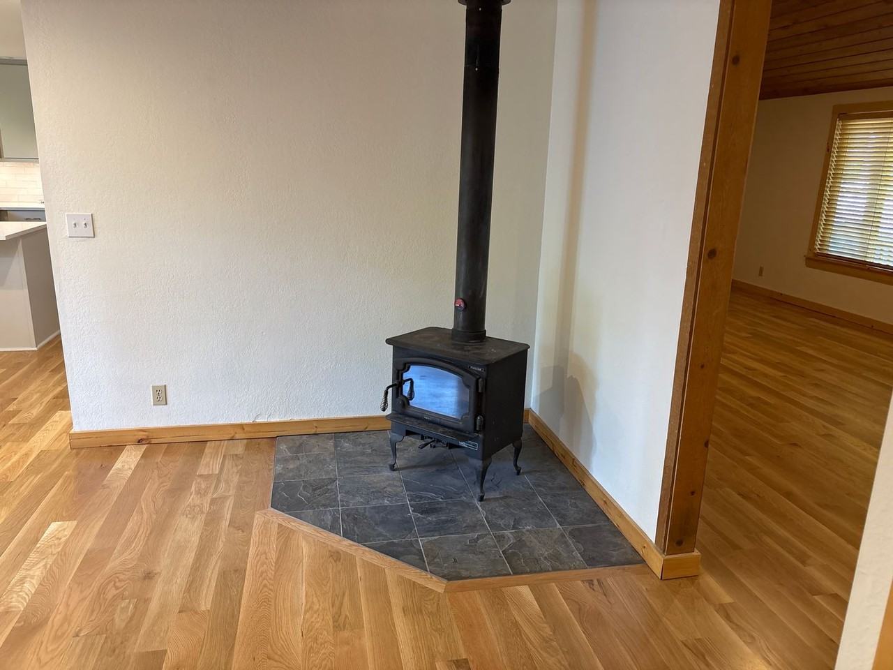 2365 Nw Marken St - Photo 4 of 12
