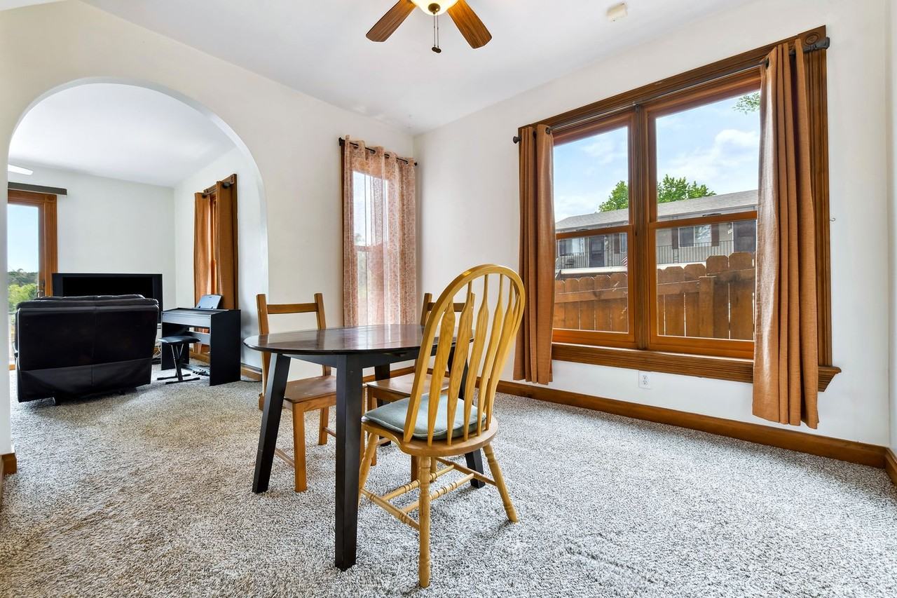 3422 West Pikes Peak Avenue - Photo 6 of 42