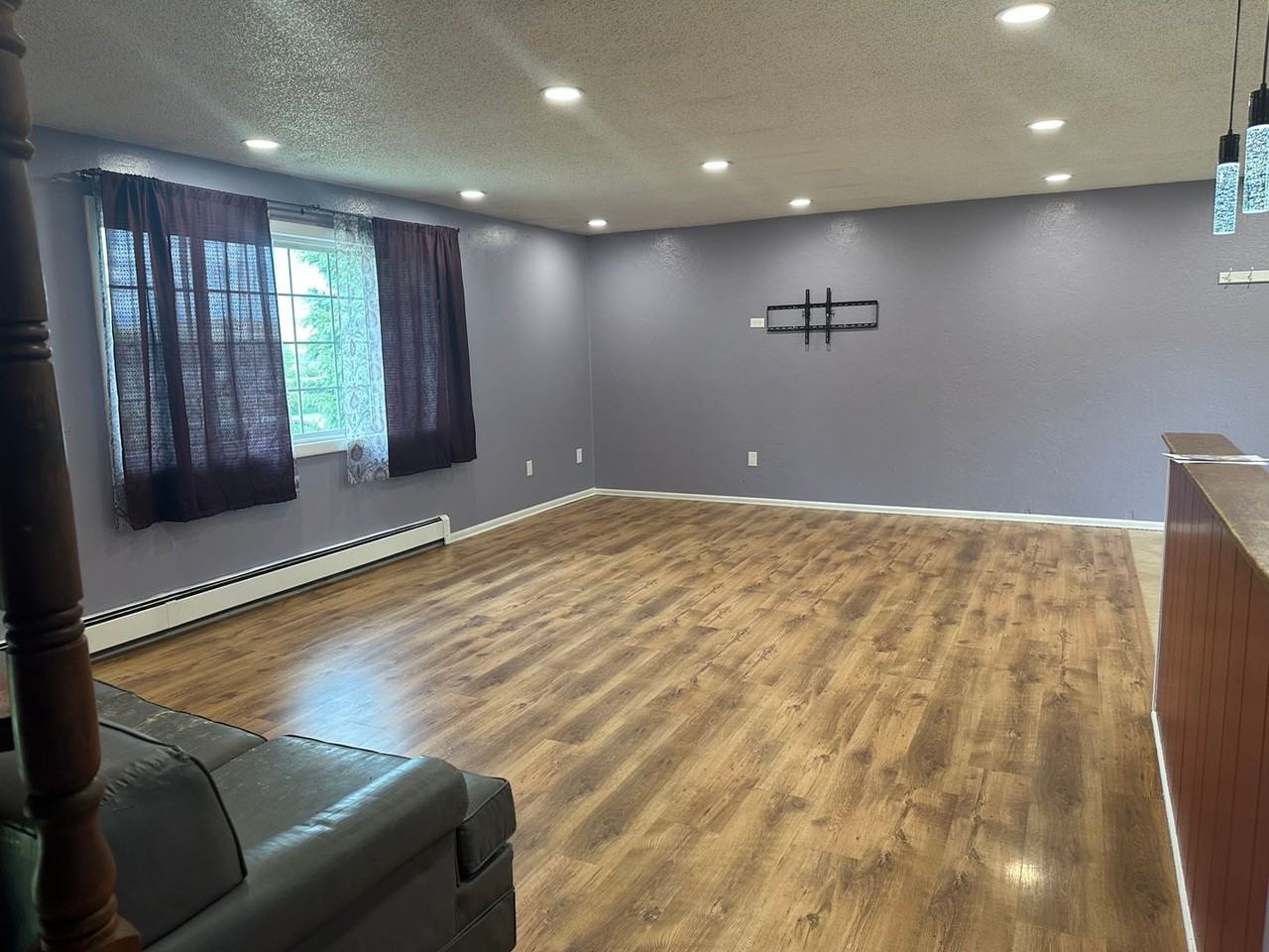 110 W 12th St - Photo 3 of 17