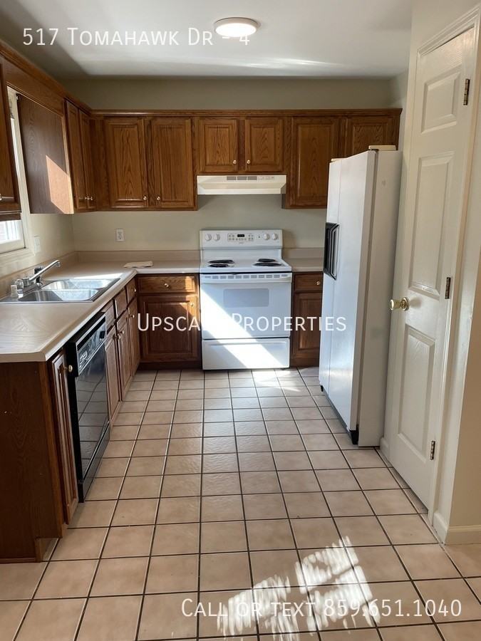 517 Tomahawk Dr #4 - Photo 5 of 12