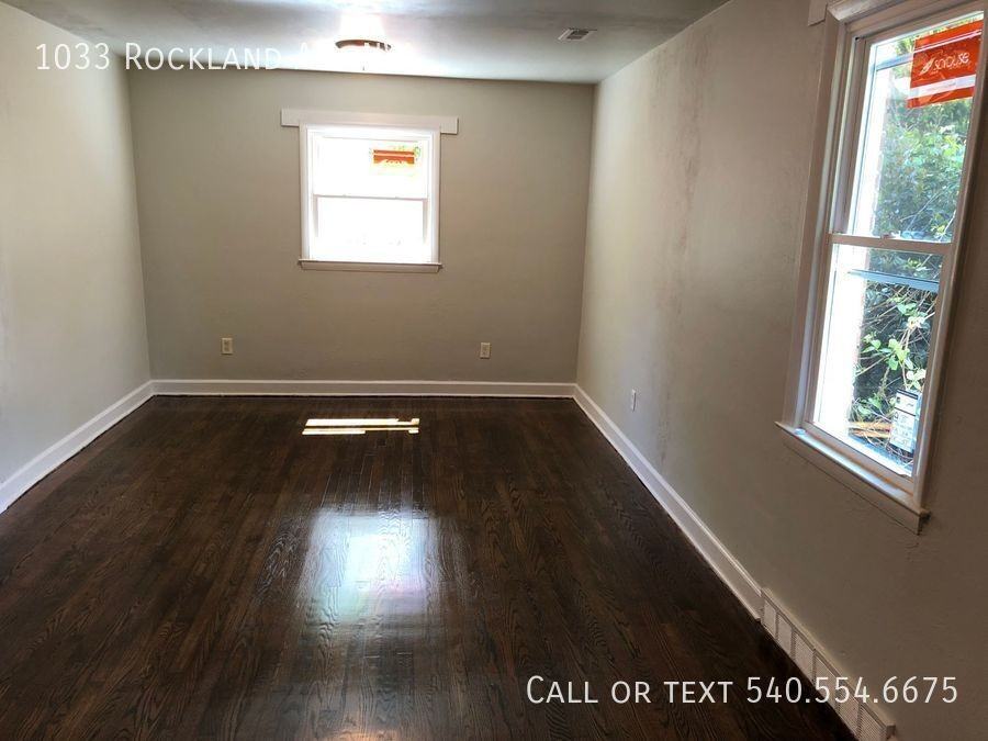 1033 Rockland Ave Nw - Photo 3 of 15