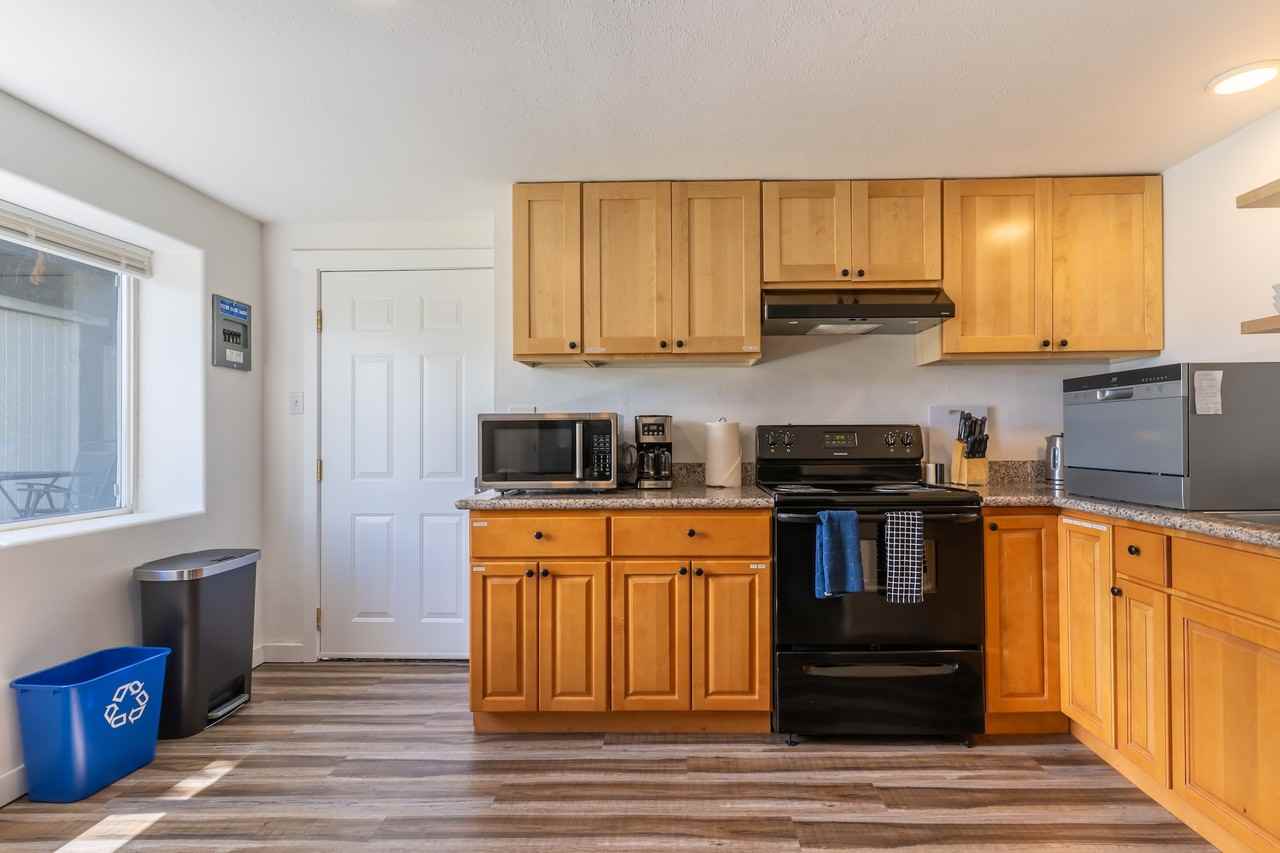 9021 8th Ave S - Photo 2 of 27