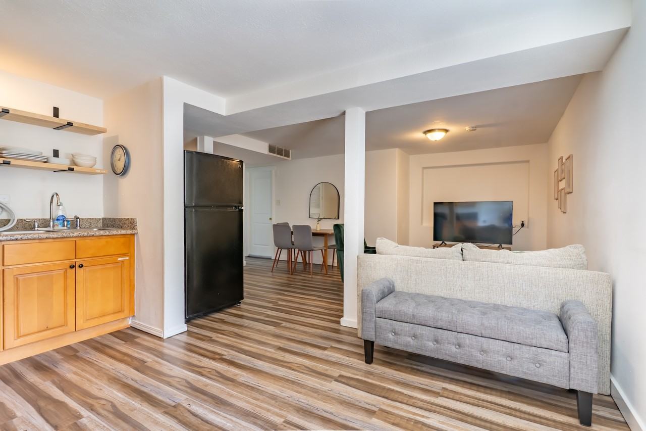 9021 8th Ave S - Photo 7 of 27