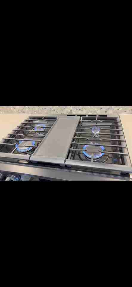 7936 206th St - Photo 3 of 11