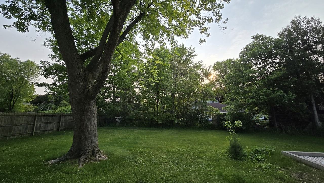 431 9th Street North - Photo 6 of 18