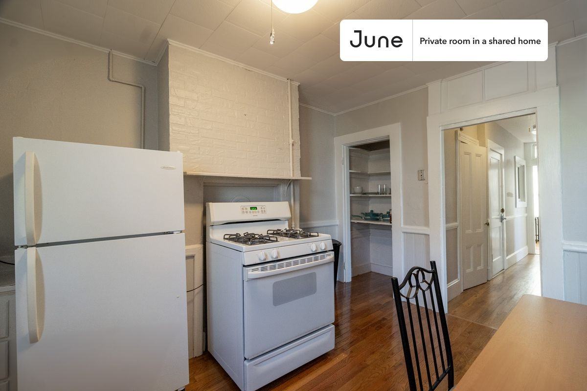 4A Sherman St #D - Photo 4 of 7