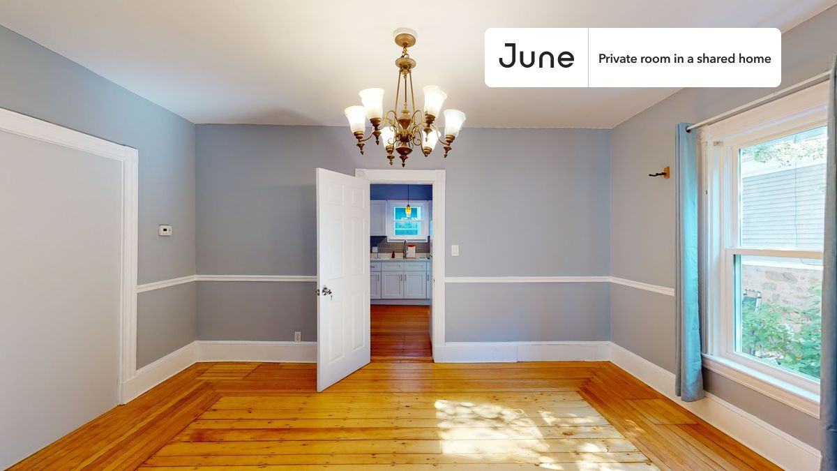 53 Saunders St #B - Photo 4 of 14