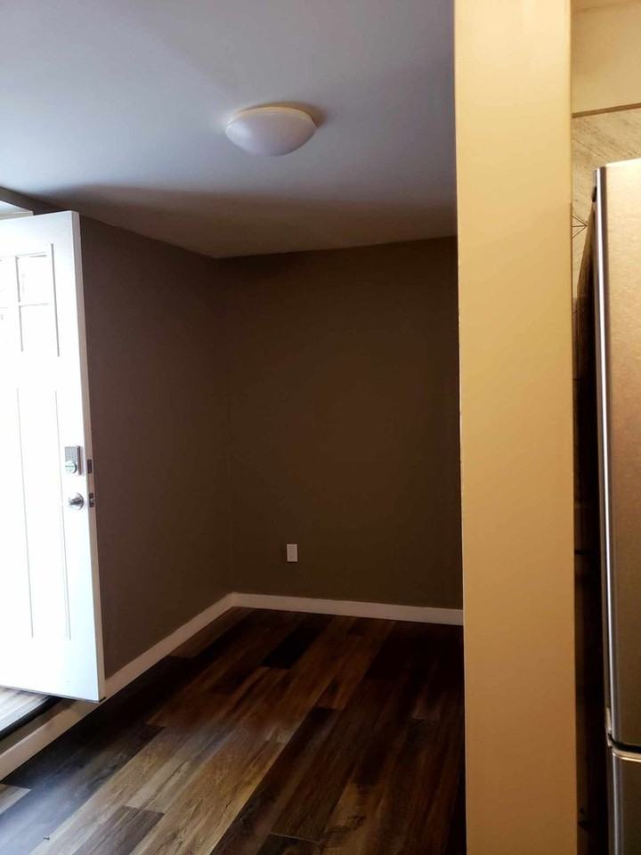 150 Charlotte St - Photo 2 of 9