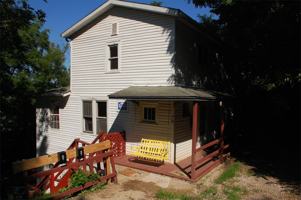 featured image of 11 S High St