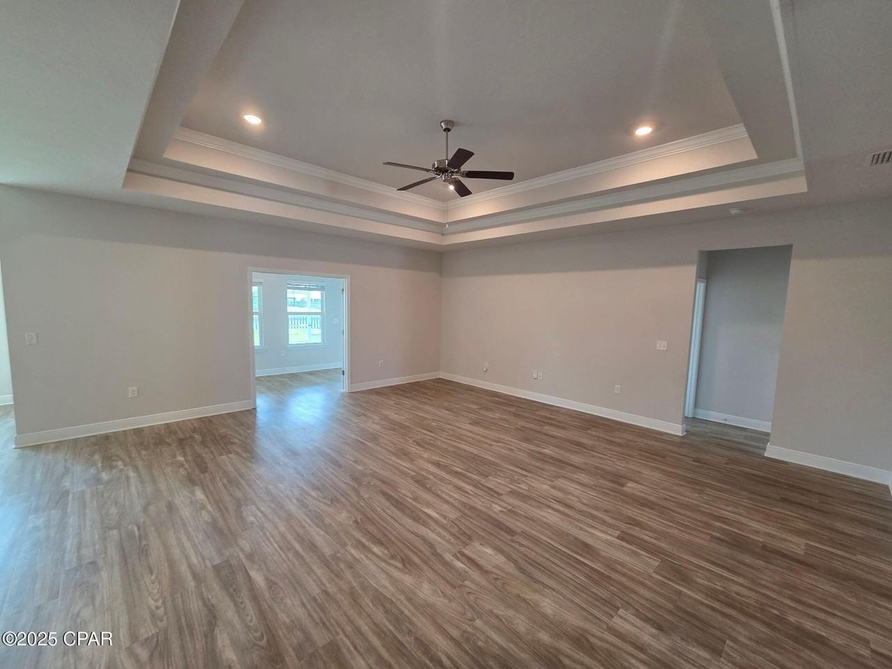 313 Allie Way - Photo 4 of 33