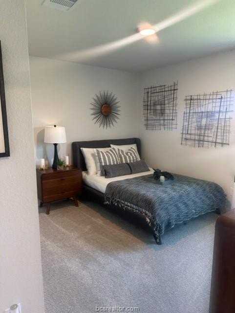 805 Mineral Wells Ln - Photo 5 of 7