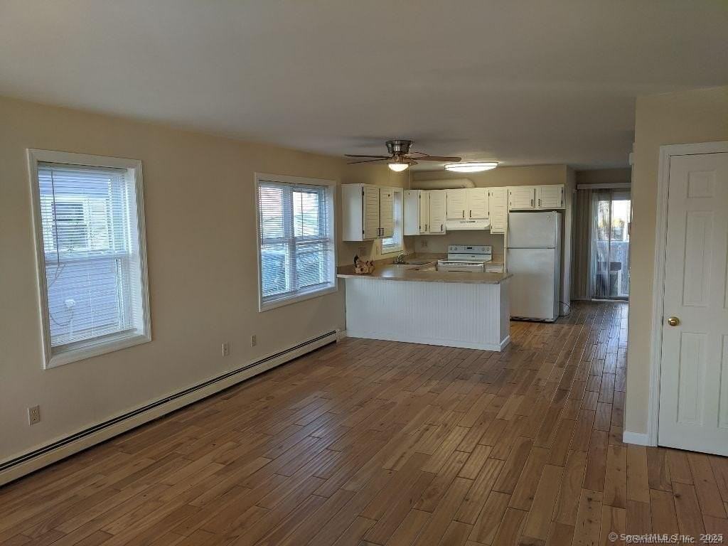 42 Ferris St #42 - Photo 3 of 14