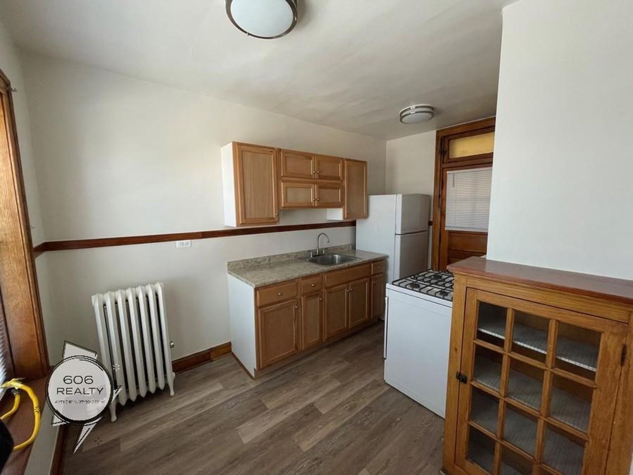 3158 N Linder Ave #3 - Photo 2 of 3