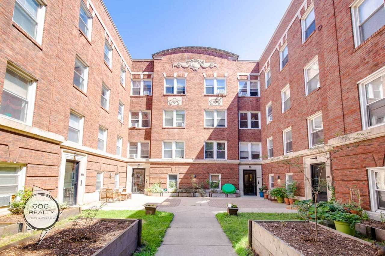 836 E 53rd St #2S - Photo 6 of 6