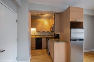 732 W Bittersweet Pl #508 - Photo 1 of 1