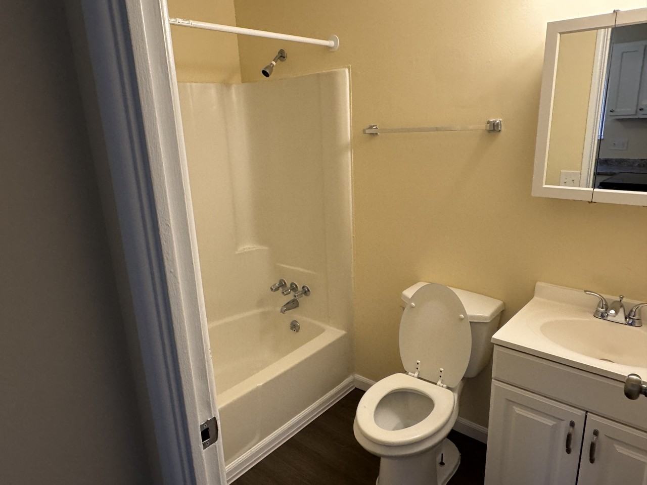 Cheviot Apartments 6273 - Photo 4 of 11