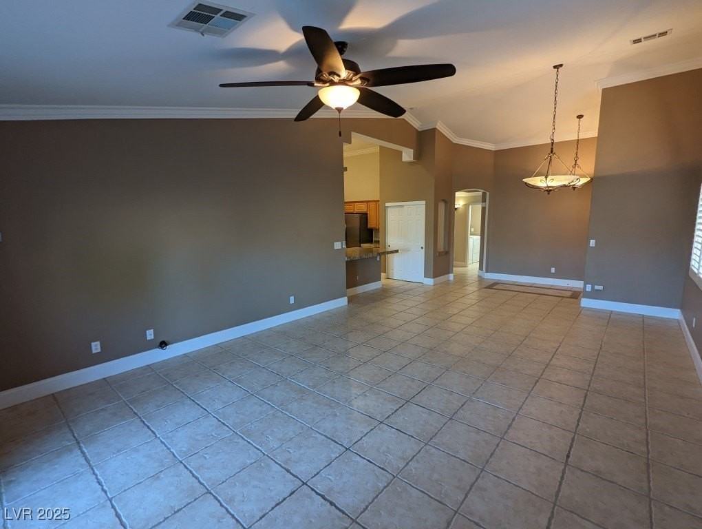 10188 Birch Bluff Ln - Photo 3 of 34