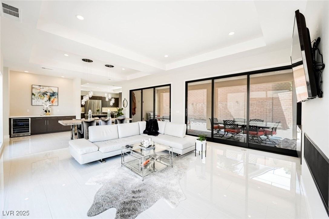 19 Garden Rain Dr - Photo 4 of 47