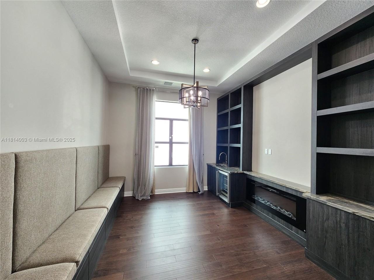 13154 Faberge Pl - Photo 7 of 50