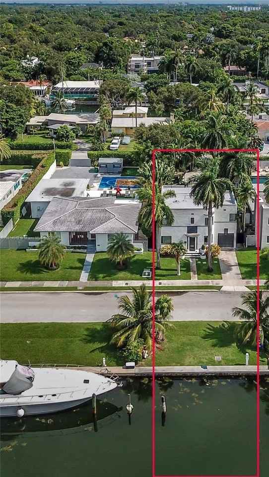 1109 Ne 89th St #0 - Photo 6 of 43