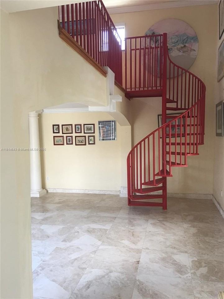 3235 Sw 58th Ct - Photo 2 of 26