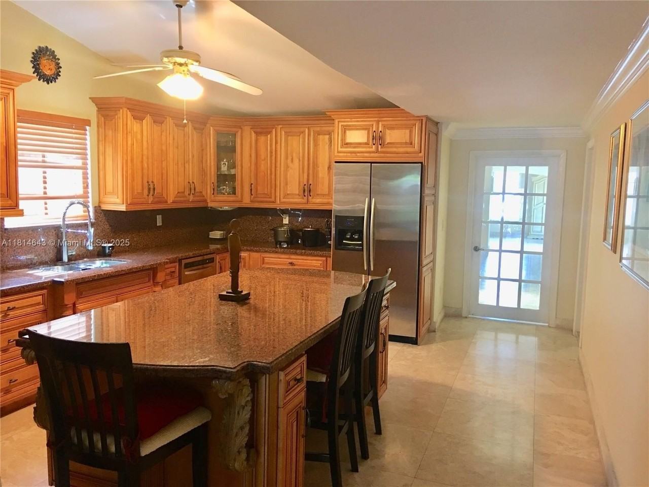 3235 Sw 58th Ct - Photo 5 of 26