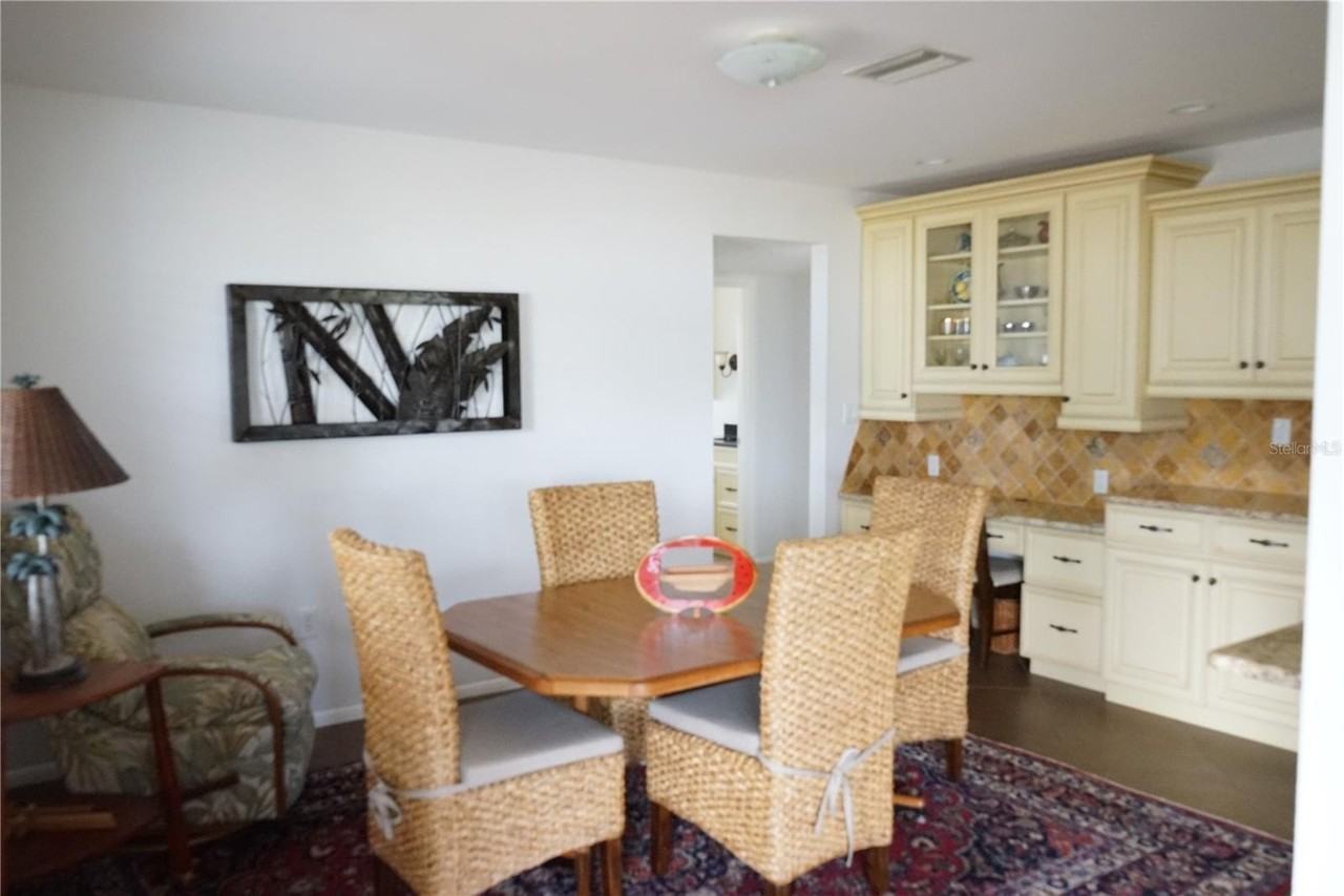 1719 Council Dr #09 - Photo 5 of 37