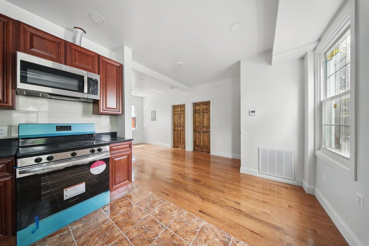 14 Yankee Pl #4 - Photo 7 of 14