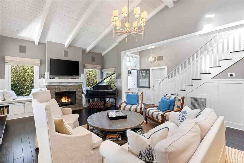 26 S Portola - Photo 6 of 31