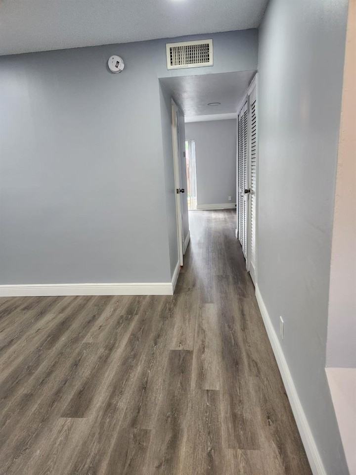 5668 Blueberry Ct #17 - Photo 3 of 8