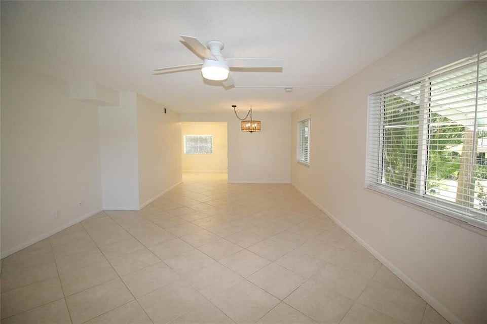 450 Sw 9th St #3 - Photo 5 of 8