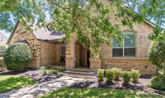 6208 Riverview Cir - Photo 1 of 1