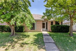 845 Applewood Dr - Photo 1 of 1