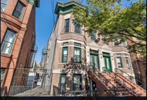 featured image of 749 Kelly St