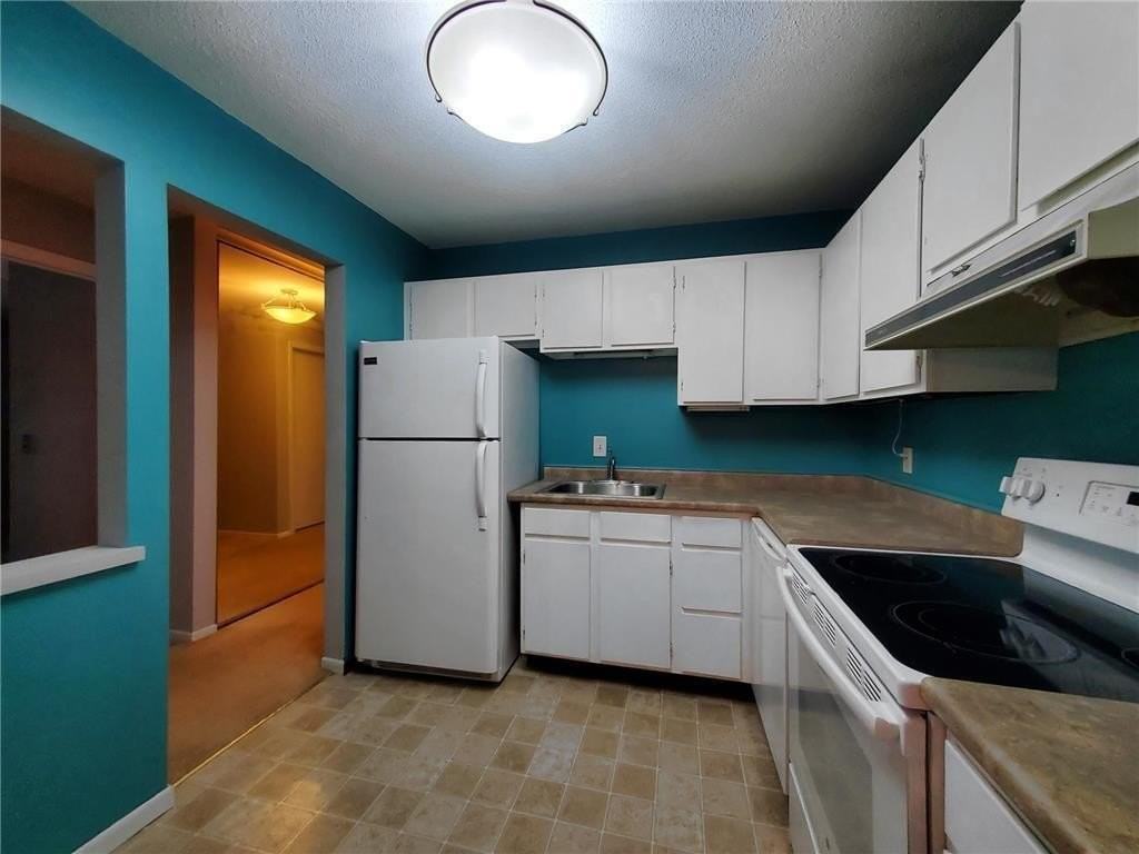 3420 Golfview Dr #307 - Photo 3 of 15