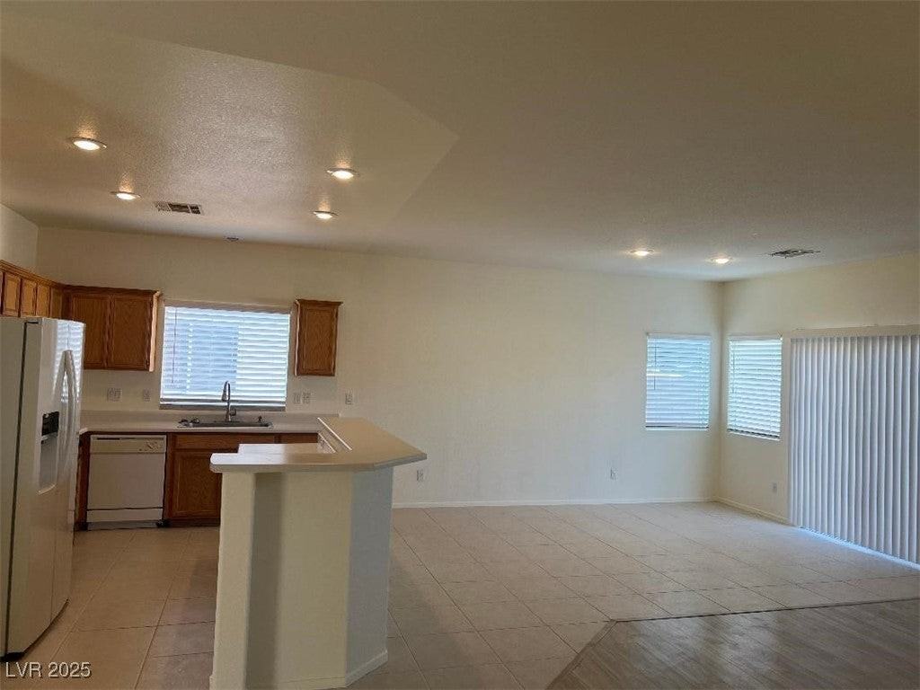 4720 Cedar Ranch Ct - Photo 4 of 25