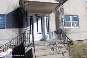 featured image of 715 Moosic St