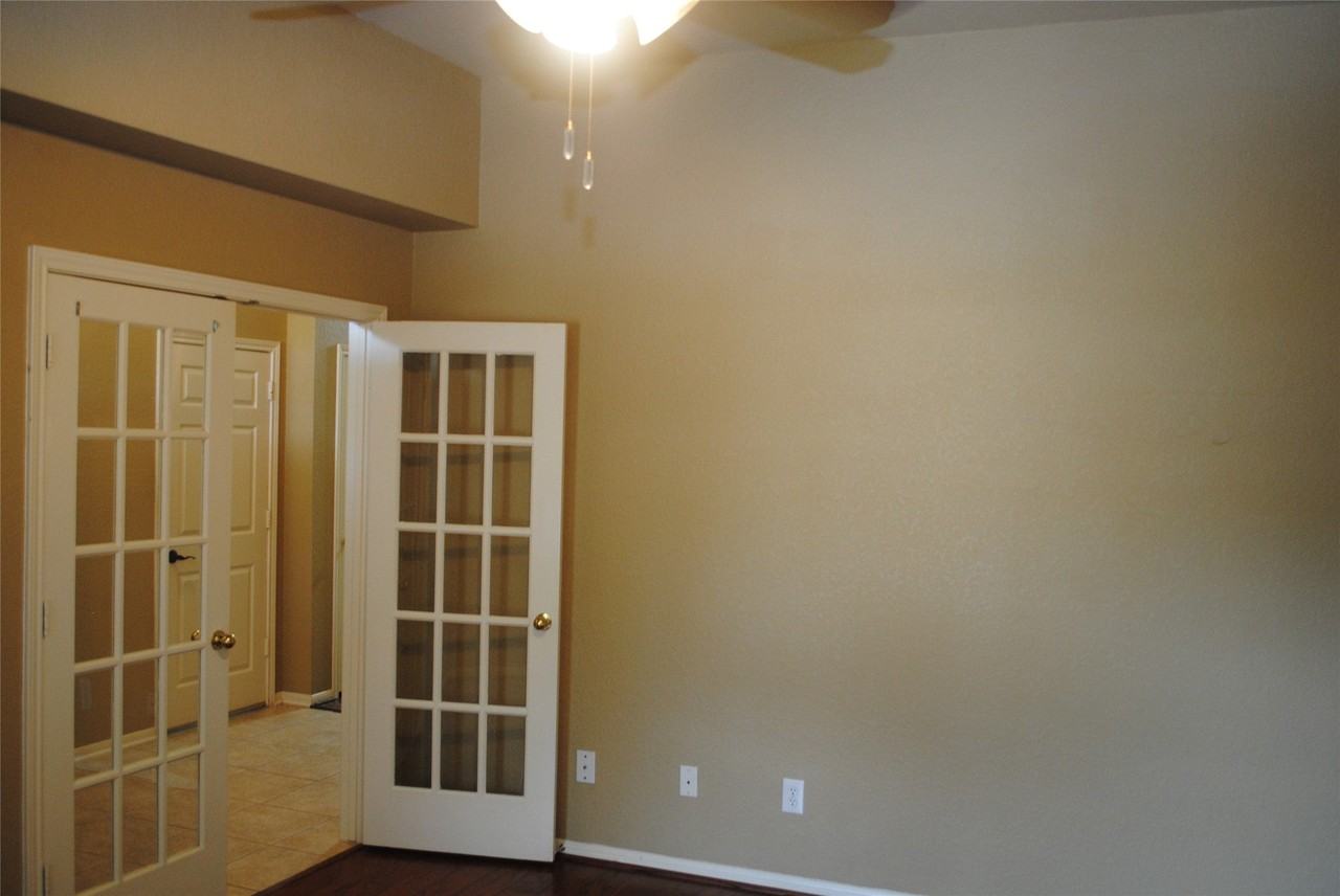 4606 Russett Lane Lane - Photo 7 of 21