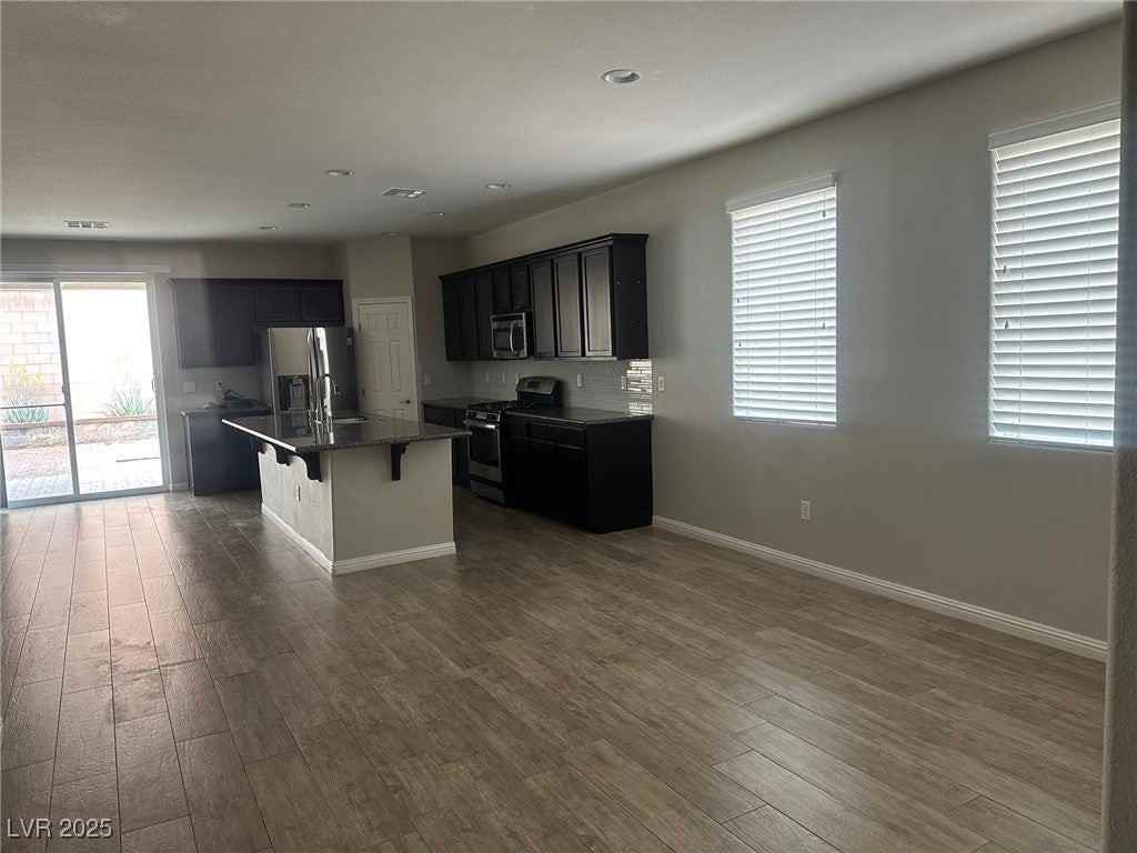 949 Huntington Cove Pkwy - Photo 5 of 22