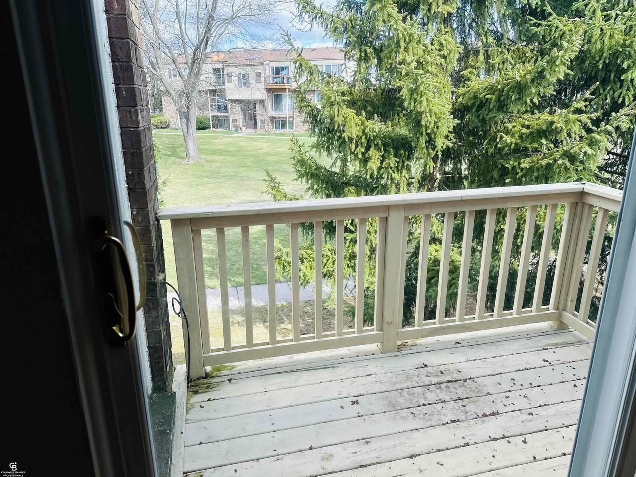 38240 Fairway Ct - Photo 5 of 20