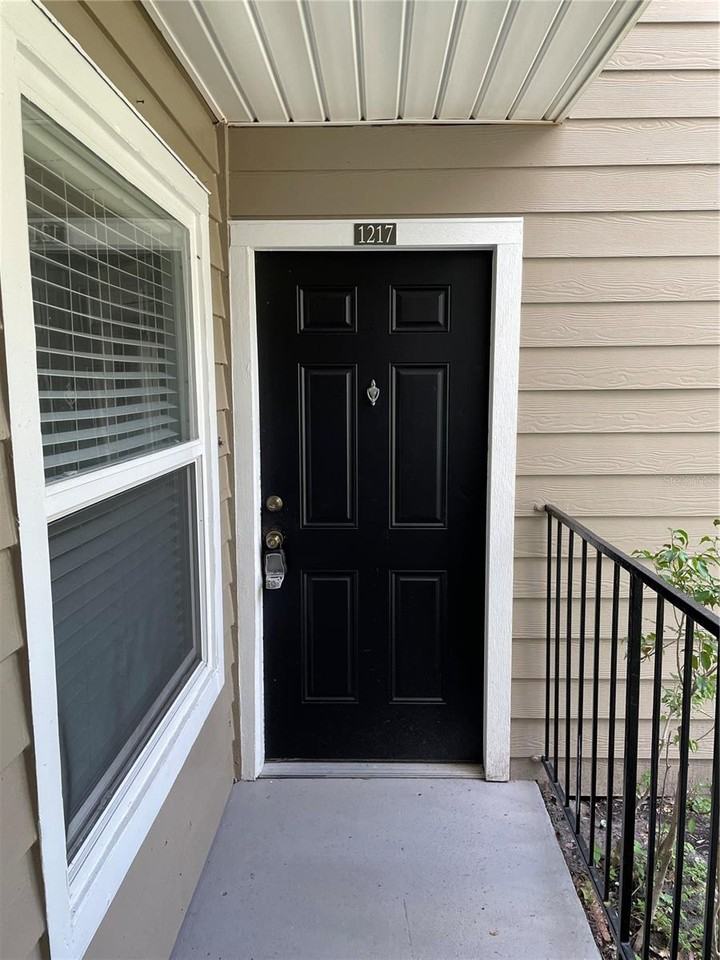 4732 Walden Cir - Photo 3 of 24