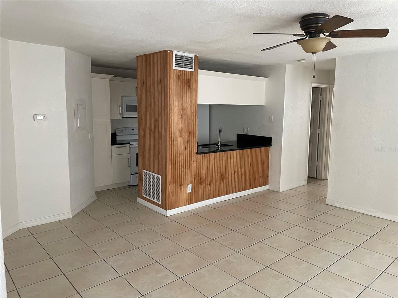 4732 Walden Cir - Photo 5 of 24