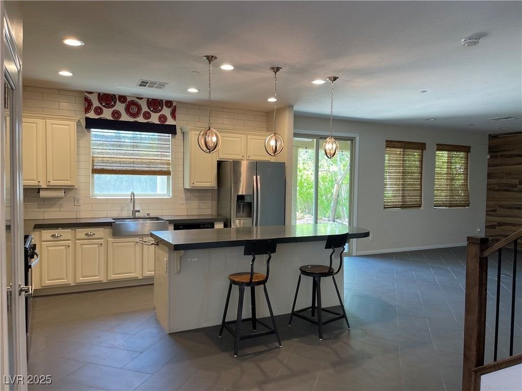 3073 Hushed Sonnet Ave - Photo 3 of 31