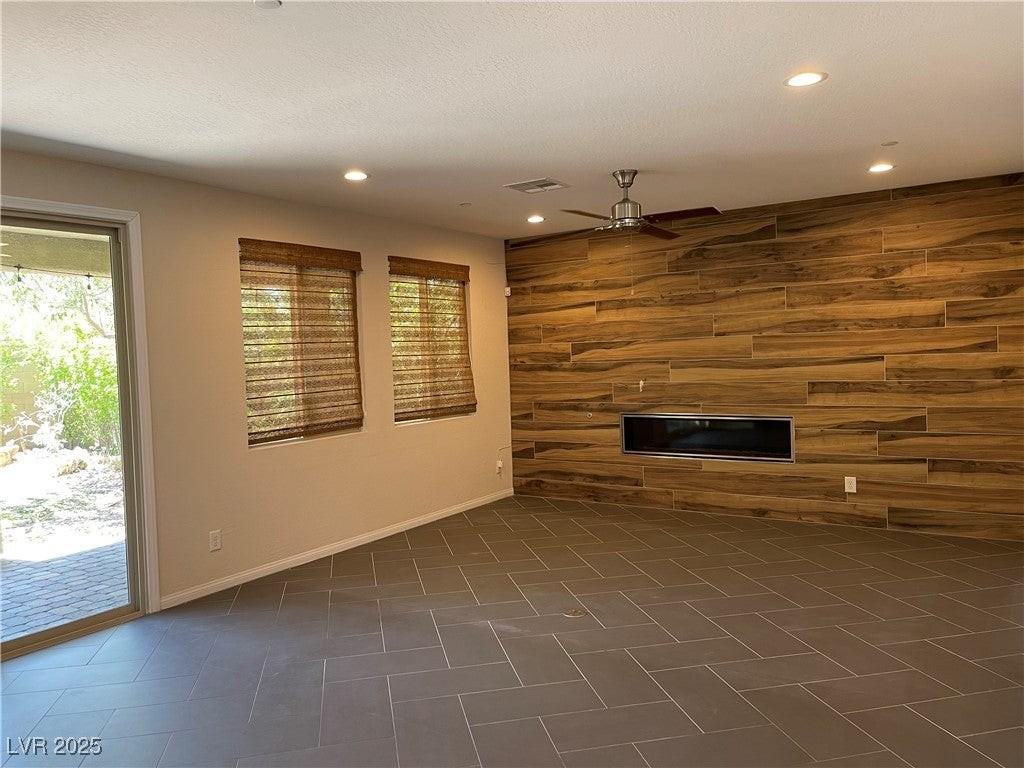 3073 Hushed Sonnet Ave - Photo 7 of 31