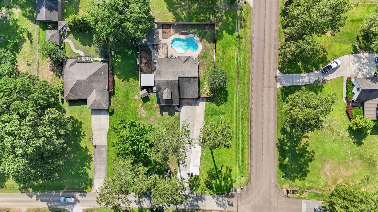 893 County Road 2267 - Photo 3 of 35