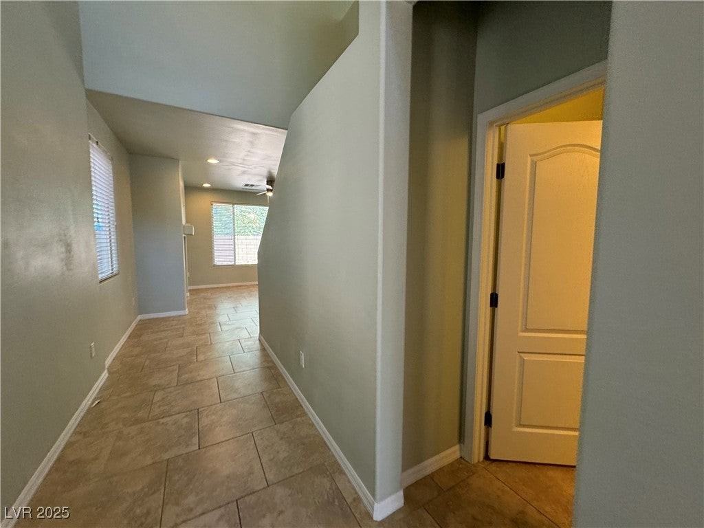 9548 Belmont Bay Ave - Photo 5 of 50